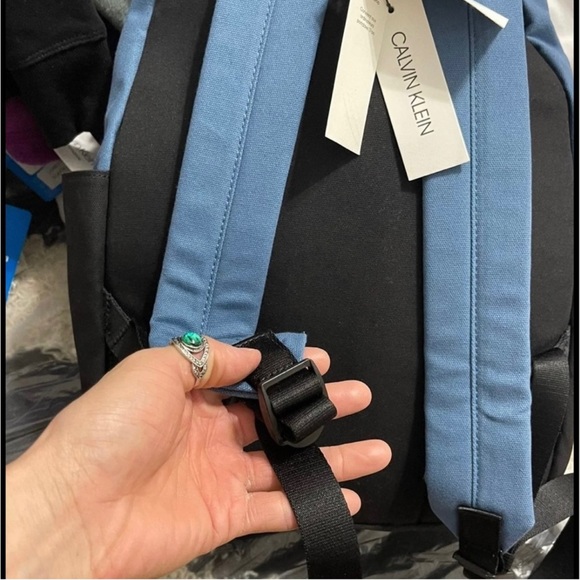 Brand New Unisex Calvin Klein Large Canvas Backpack With Exterior Leather Patch - Picture 7 of 8